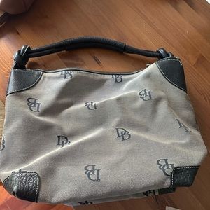Dooney & Bourke Purse
